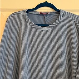 Elegant Women's Blue Ribbed Blouse